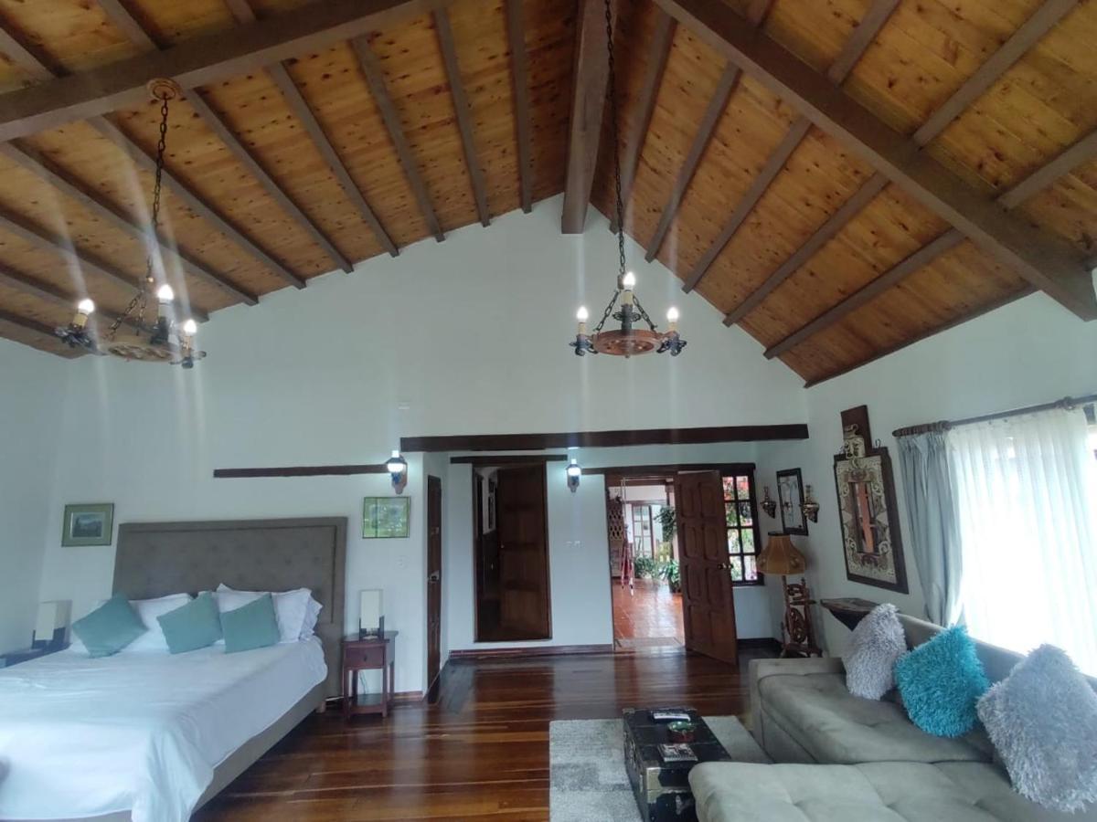 Bed and Breakfast Hacienda El Pinar Del Viento à Villa de Leyva Extérieur photo