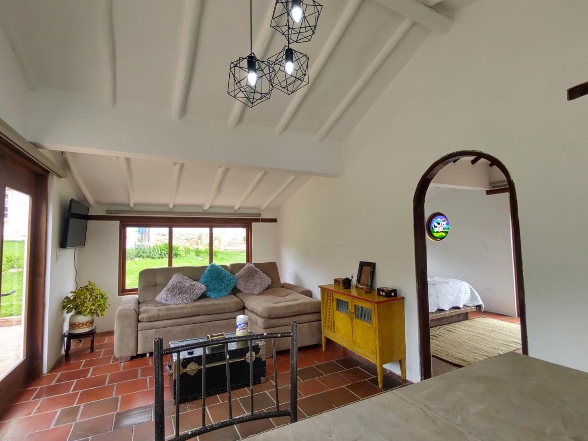 Bed and Breakfast Hacienda El Pinar Del Viento à Villa de Leyva Extérieur photo