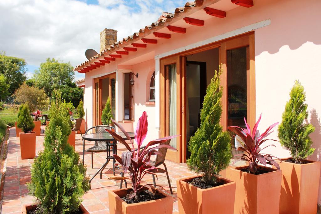 Bed and Breakfast Hacienda El Pinar Del Viento à Villa de Leyva Extérieur photo