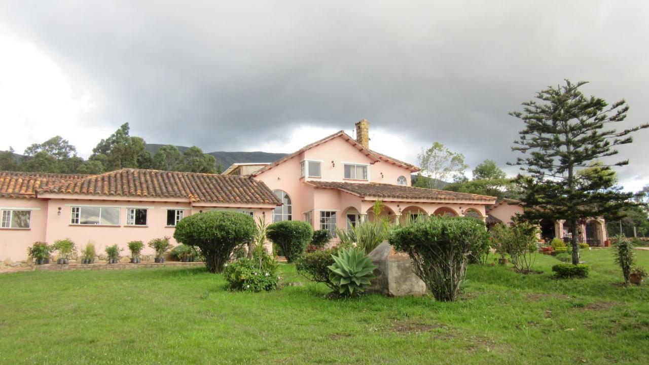 Bed and Breakfast Hacienda El Pinar Del Viento à Villa de Leyva Extérieur photo